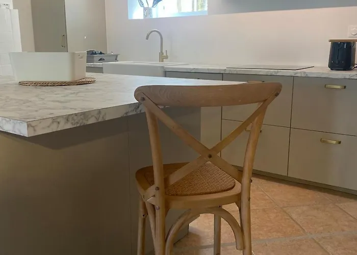 M Carca * Carcassonne